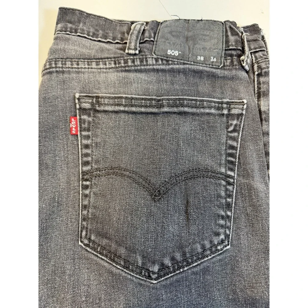 Levis levis 505